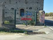 Case e ville in vendita di 210 m² in Strada Statale 114...