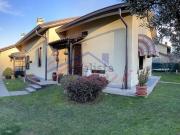 Case e ville in vendita di 210 m² in Via Bazzona Superiore