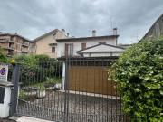 Case e ville in vendita di 210 m² in Via Curtatone