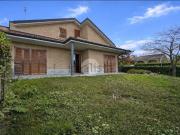 Case e ville in vendita di 210 m² in Via Falcone e...