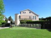 Case e ville in vendita di 210 m² in Via Ferioli, 10