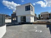 Case e ville in vendita di 210 m² in Via Oasi Verde