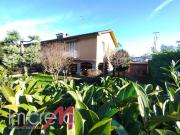 Case e ville in vendita di 210 m² in Viale Alcide De Gasperi