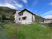 Case e ville in vendita di 212 m²