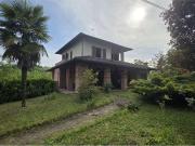 Case e ville in vendita di 212 m² in Corso Alba