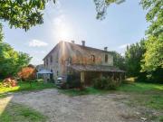 Case e ville in vendita di 212 m² in Strada Ponte Pattoli