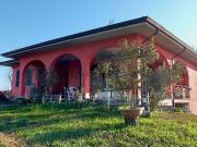 Case e ville in vendita di 213 m² in Strada Mottaziana, 84