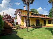 Case e ville in vendita di 213 m² in Via Oppi, 8