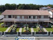 Case e ville in vendita di 215 m²