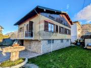 Case e ville in vendita di 215 m²