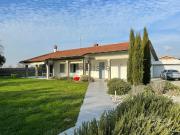 Case e ville in vendita di 215 m²