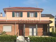 Case e ville in vendita di 215 m² in Strada Braglia, 22