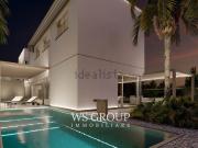 Case e ville in vendita di 215 m² in Via Correggio, 79