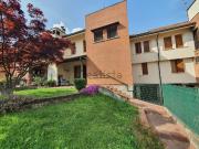 Case e ville in vendita di 215 m² in Via Mascherpa