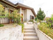 Case e ville in vendita di 215 m² in Via Stella, 4