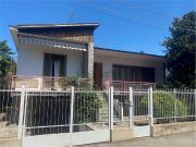 Case e ville in vendita di 215 m² in Via T. Olivelli
