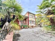 Case e ville in vendita di 215 m² in Via Trento e Trieste