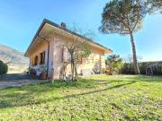 Case e ville in vendita di 216 m²