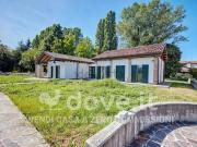 Case e ville in vendita di 218 m² in Via Ca&apos ...