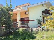 Case e ville in vendita di 218 m² in Via Capitancelli