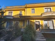 Case e ville in vendita di 219 m² in Via M. A. Colonna