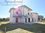 Case e ville in vendita di 220 m²