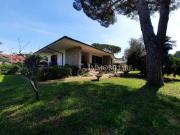Case e ville in vendita di 220 m²