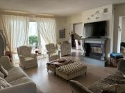 Case e ville in vendita di 220 m²