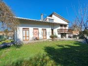 Case e ville in vendita di 220 m²