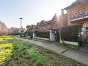 Case e ville in vendita di 220 m² in Via Biringhello, 15