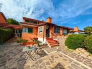 Case e ville in vendita di 220 m² in Via Cossuzio Menelao