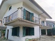 Case e ville in vendita di 220 m² in Via Filippo Signore, 9