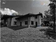 Case e ville in vendita di 220 m² in Via Macchiarelle, 62