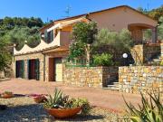 Case e ville in vendita di 220 m² in Via Piani