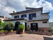 Case e ville in vendita di 220 m² in Via Pignano, 11