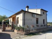 Case e ville in vendita di 220 m² in Via Pineta