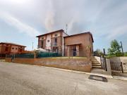 Case e ville in vendita di 220 m² in Via Rondanina, 43