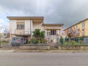 Case e ville in vendita di 220 m² in Via San Martino Sud, 5