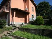 Case e ville in vendita di 220 m² in Via San Pellico, 12