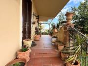 Case e ville in vendita di 220 m² in Via Simeto