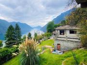 Case e ville in vendita di 220 m² in Via SS340, 71