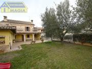 Case e ville in vendita di 220 m² in Viale Rimembranze, 100