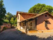 Case e ville in vendita di 221 m² in Via del Quadraro, 295