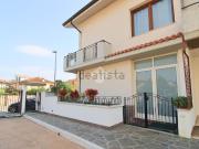 Case e ville in vendita di 221 m² in Via Mosella, 18
