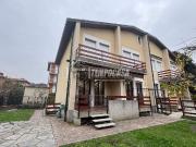 Case e ville in vendita di 222 m² in Via Timavo, 2