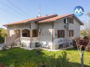 Case e ville in vendita di 223 m² in Strada Ponte della...