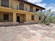 Case e ville in vendita di 225 m² in Via Chiesazza Sperone