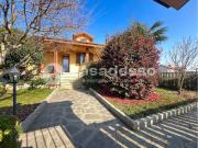 Case e ville in vendita di 225 m² in Via Faldella