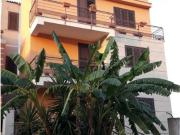 Case e ville in vendita di 225 m² in Via Mentana