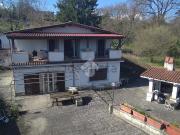 Case e ville in vendita di 228 m² in Via Colle Quadri, 1